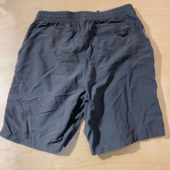 The North Face Gray Shorts Small (LW) - Picture 9 of 10